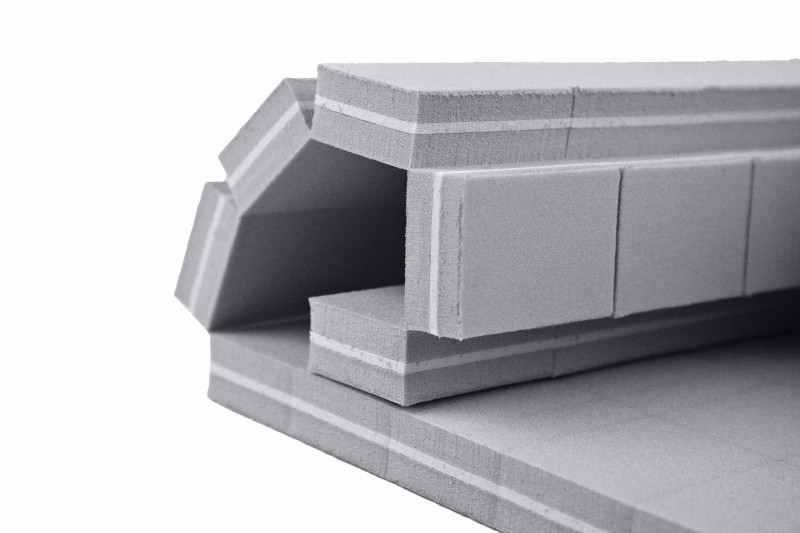 IMG_9395gray.jpg